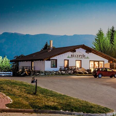 Cheile Gradistei Fundata Resort Екстериор снимка