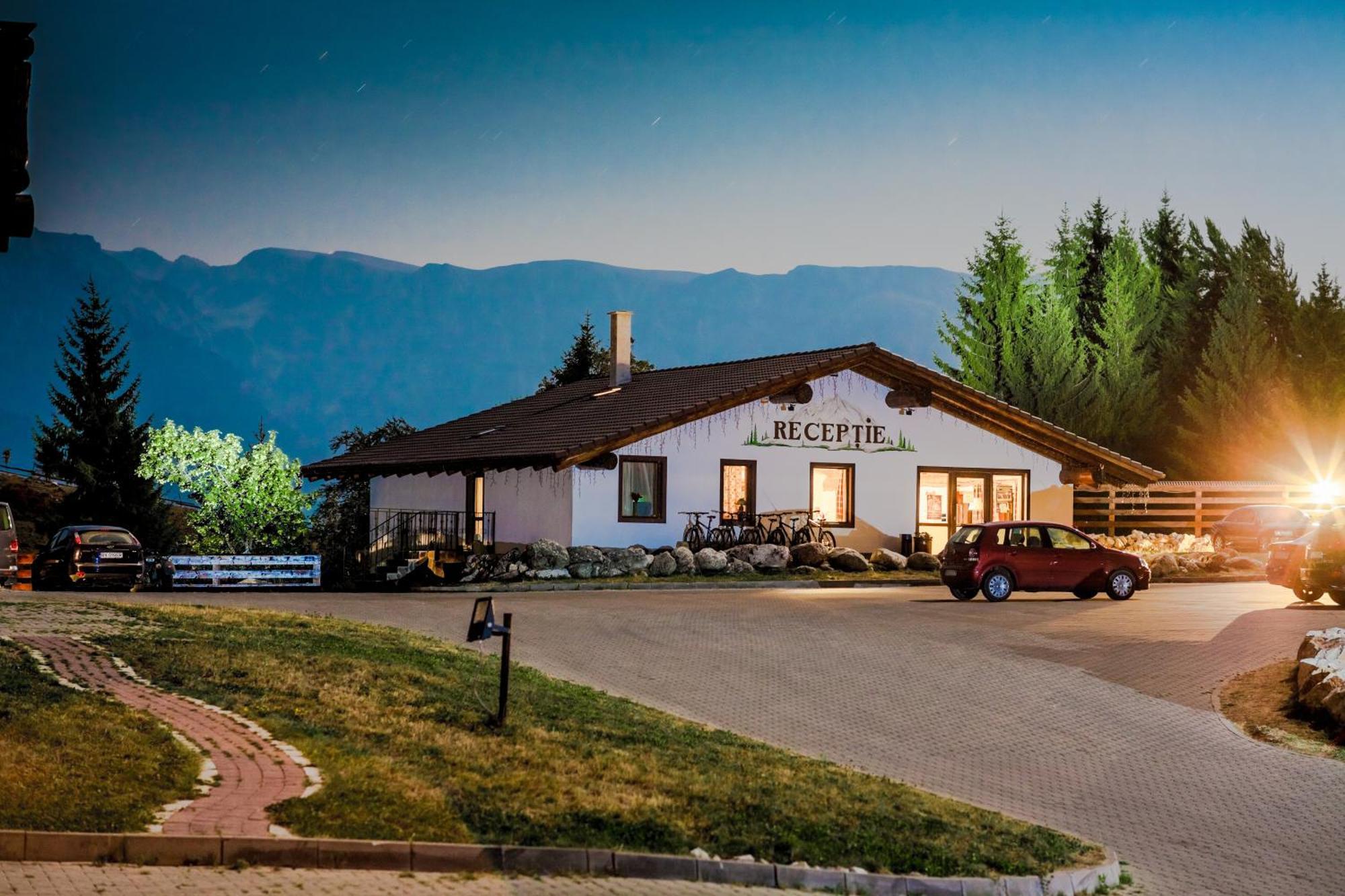 Cheile Gradistei Fundata Resort Екстериор снимка