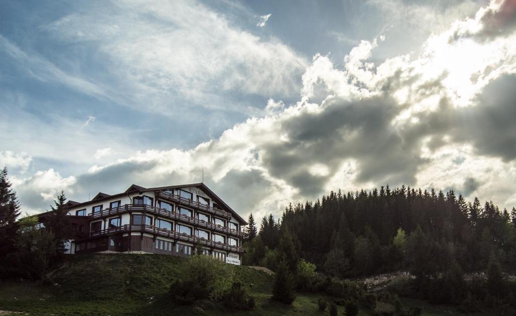 Cheile Gradistei Fundata Resort Екстериор снимка